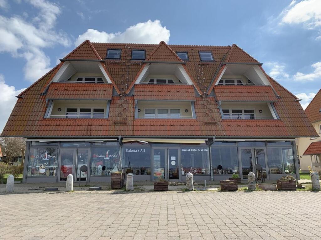 Ferienwohnung Hafenblick Wiek auf Ruegen Luaran gambar
